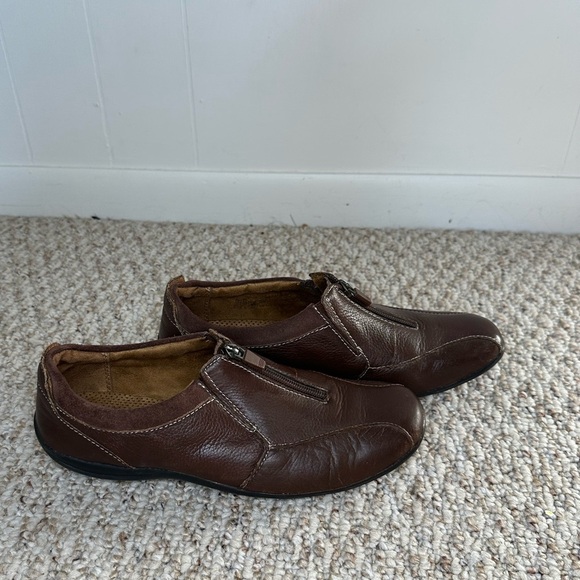 Naturalizer zip front brown Leather loafer shoe size 9M - Picture 2 of 5